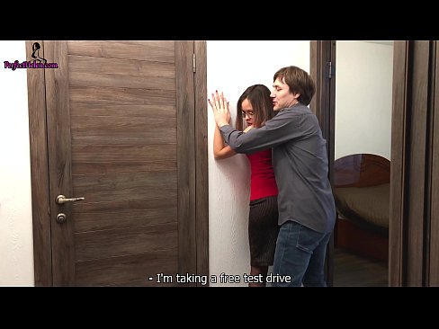 ❤️ Seksuali nekilnojamojo turto brokerė jausmingai čiulpia savo putę ir dulkinasi parduodama savo butą - Krempai ️ Rusų porno prie porno lt.niceporn.ru ☑